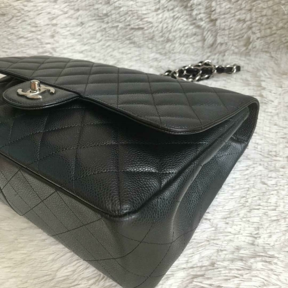 *SOLD*Chanel Classic Jumbo Single Flap Black Caviar Bag - Picture 5 of 16